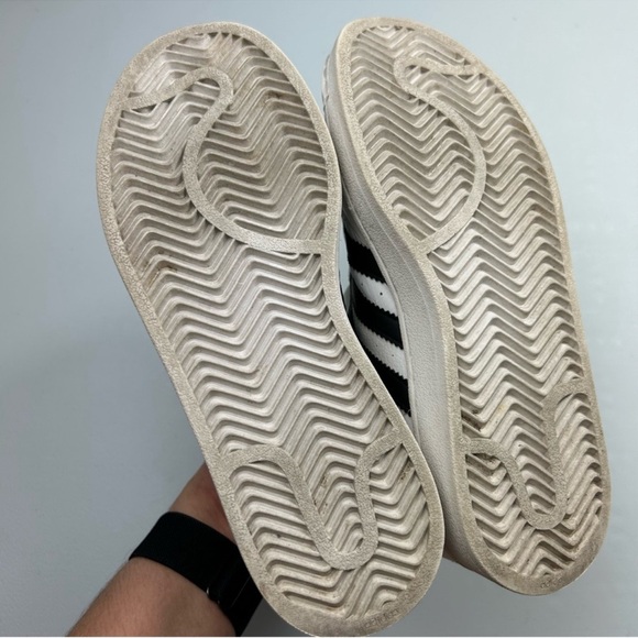 Adidas sneakers - Picture 4 of 12